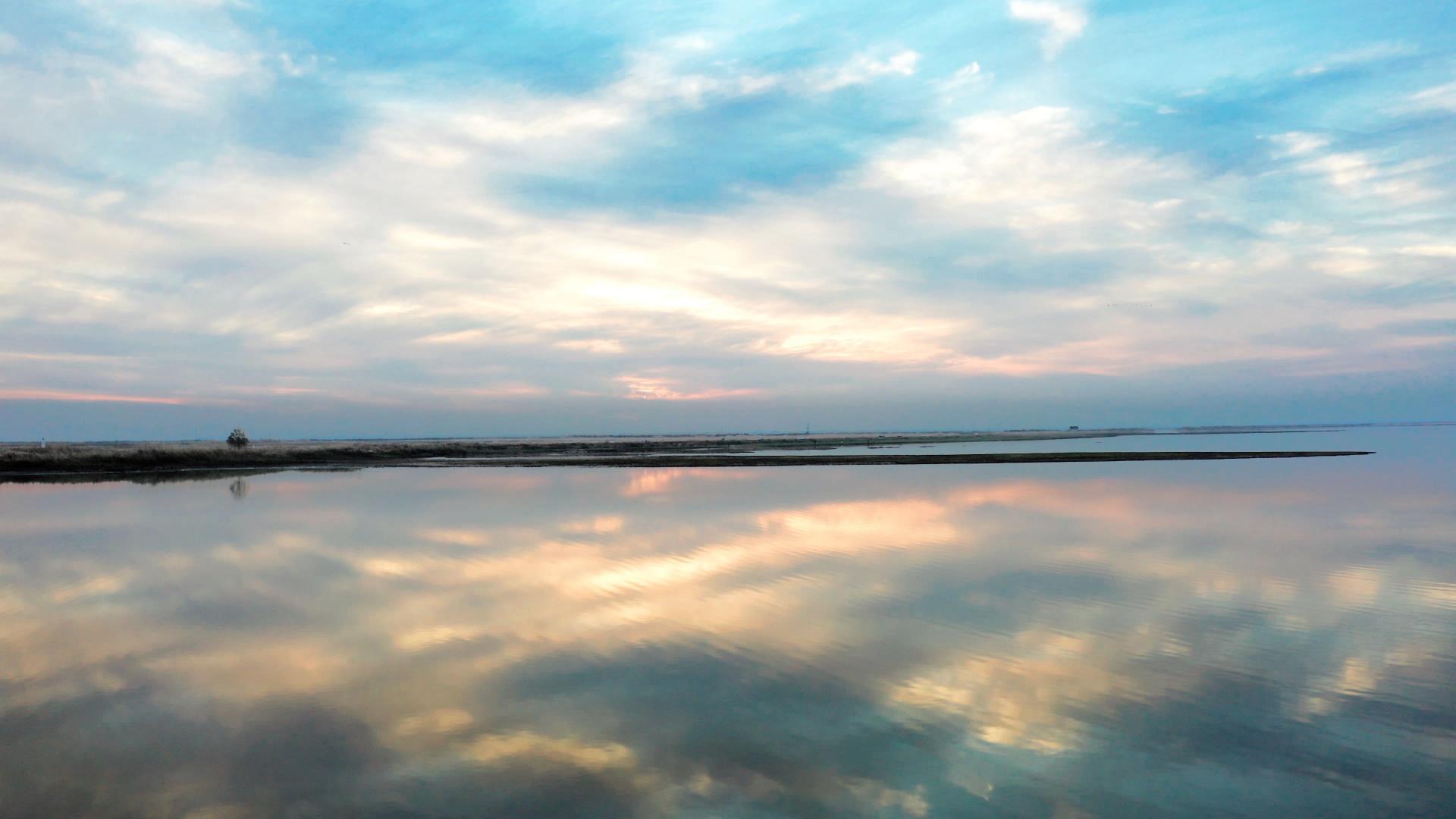 这里是天空之镜，候鸟的天堂——鄱阳湖南矶山