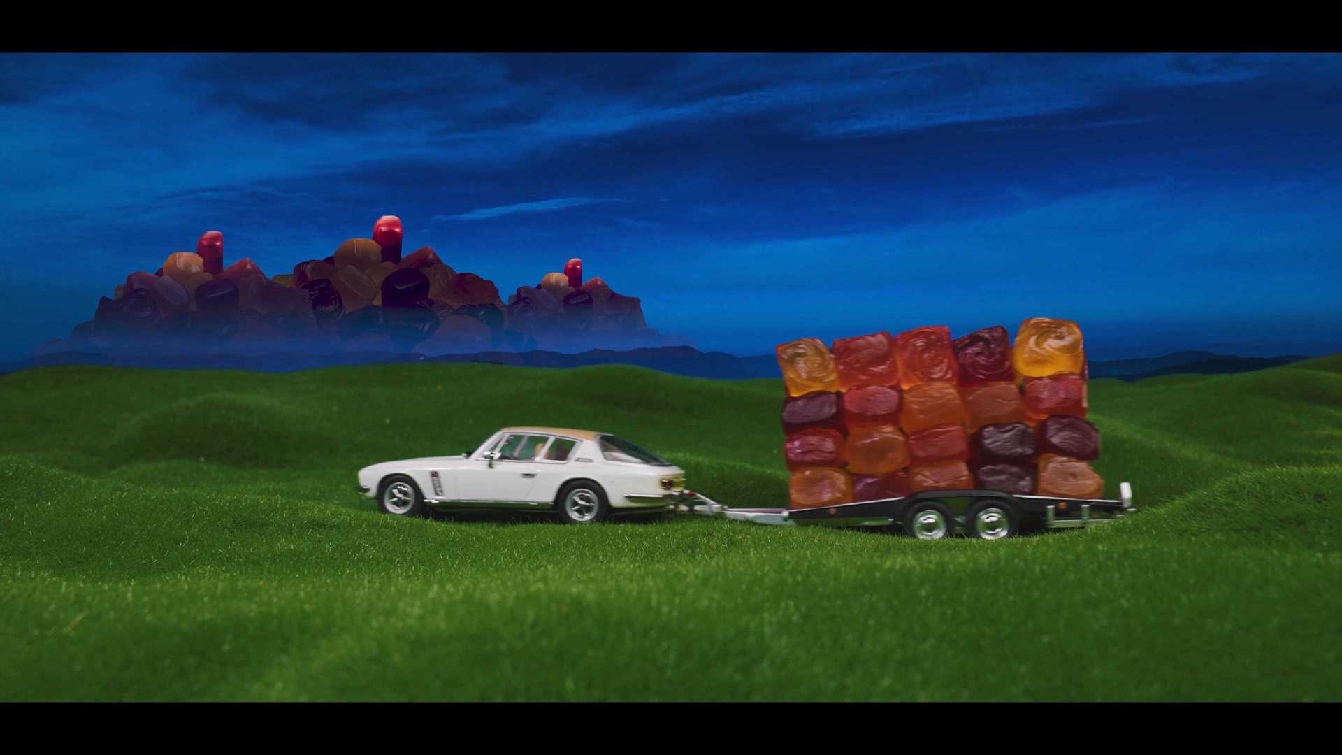 创意广告短片——一罐软糖的奇幻旅行