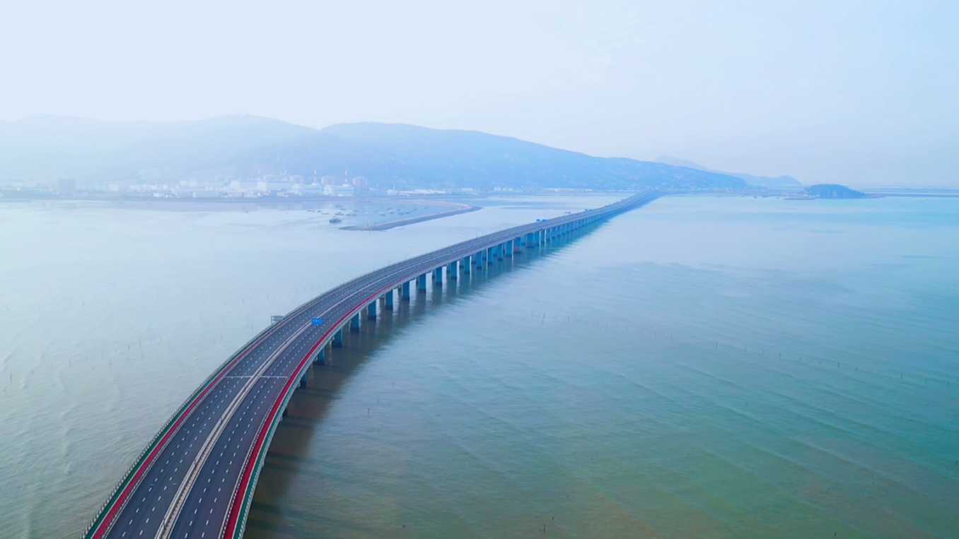 航拍：连云港田湾跨海大桥