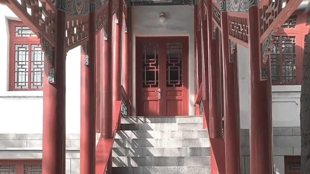 北京大学-红