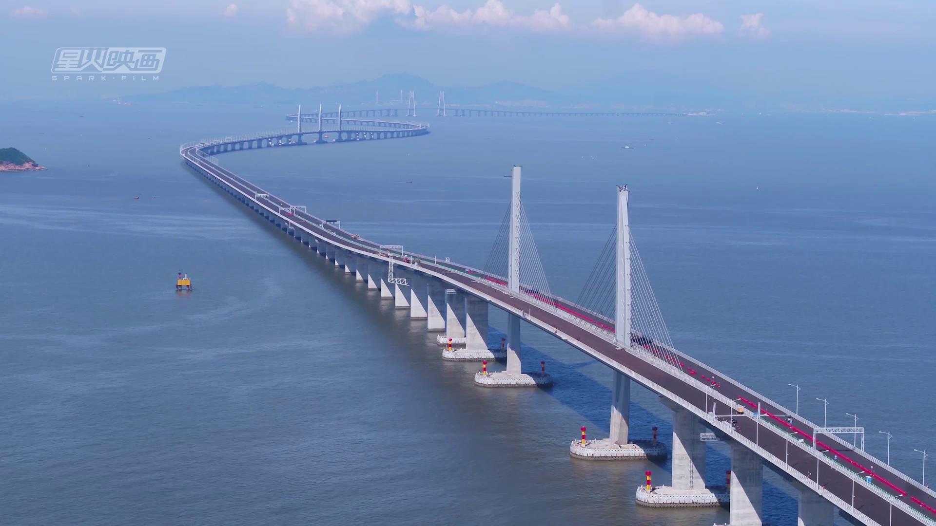 港珠澳大桥交通工程建设专访丨2018
