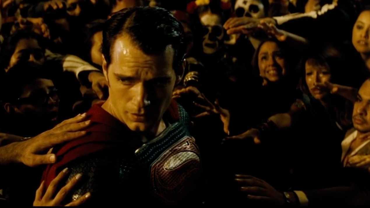 《蝙蝠侠大战超人：正义黎明》的镜头美学