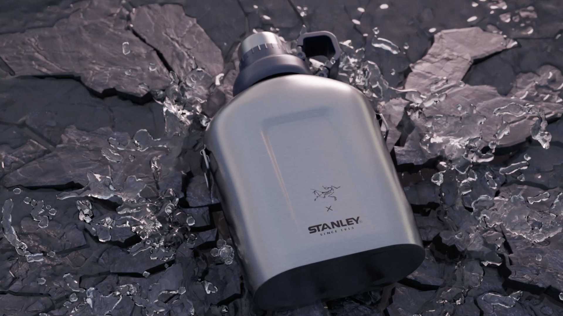 Arc’teryx X Stanley 探险系列联名水壶礼盒