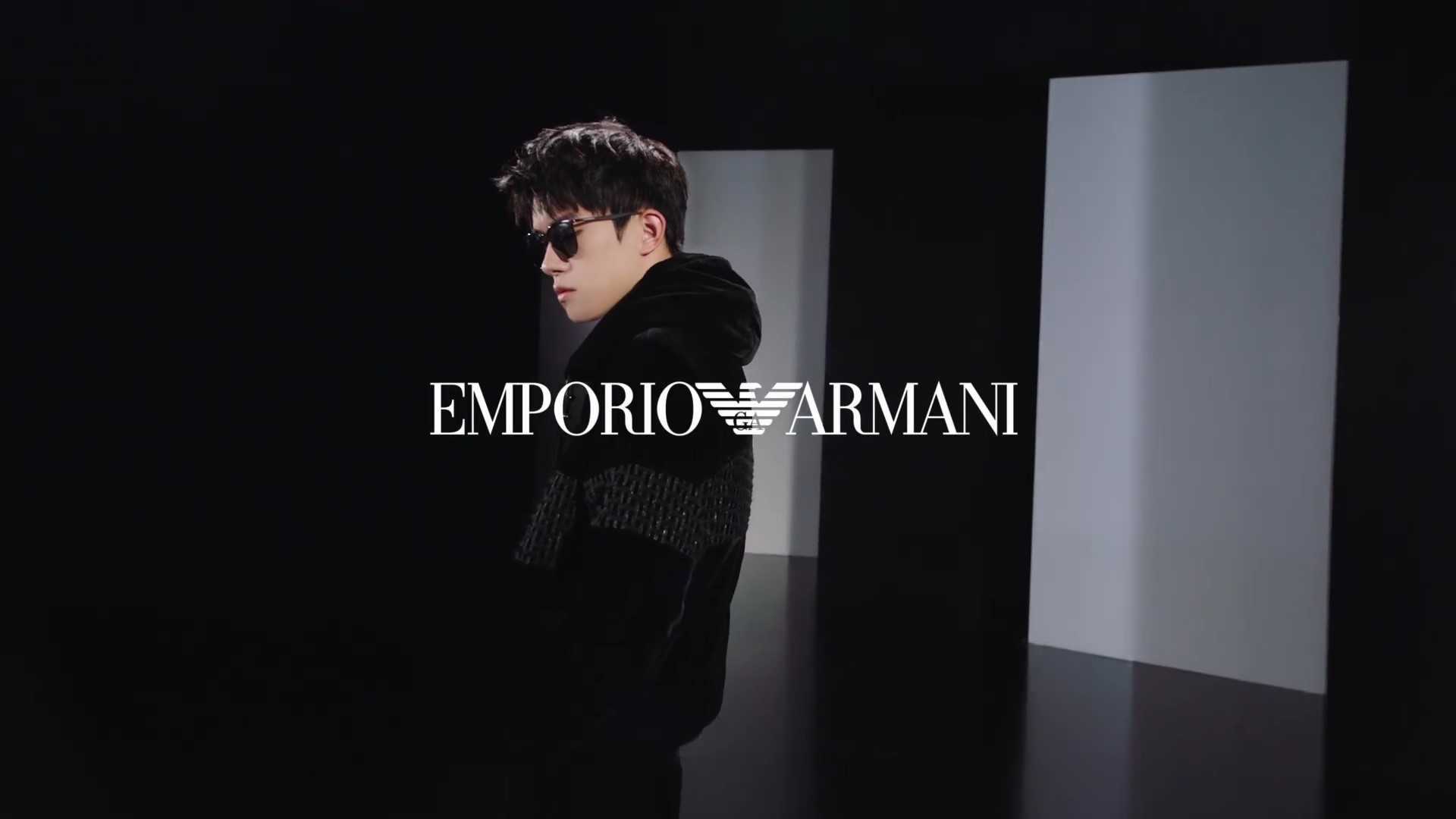 广告 | Emporio Armani X 易烊千玺 2021秋冬眼镜系列广告
