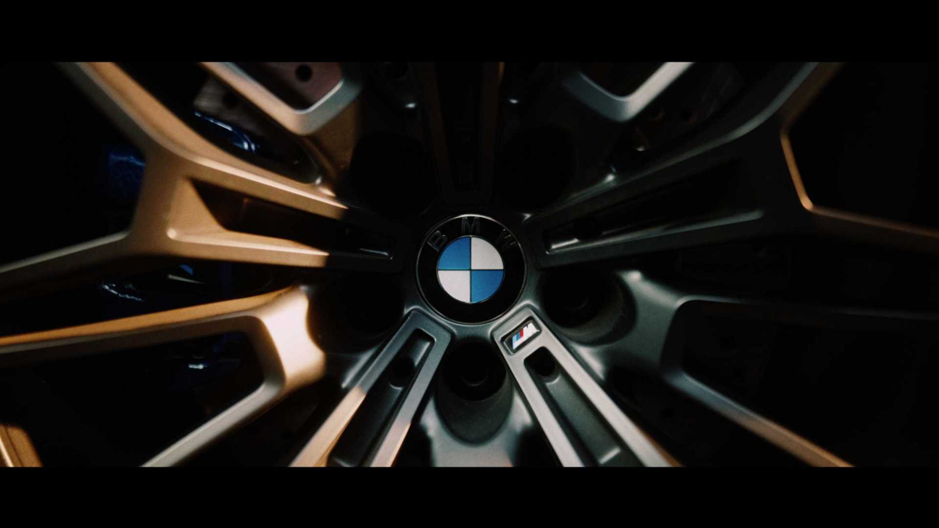 成都车展BMW4系出场视频