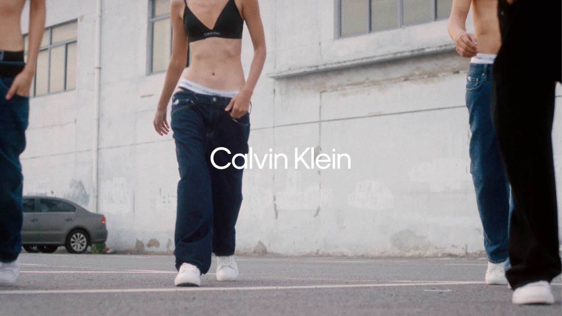 Calvin Klein 2022 D11