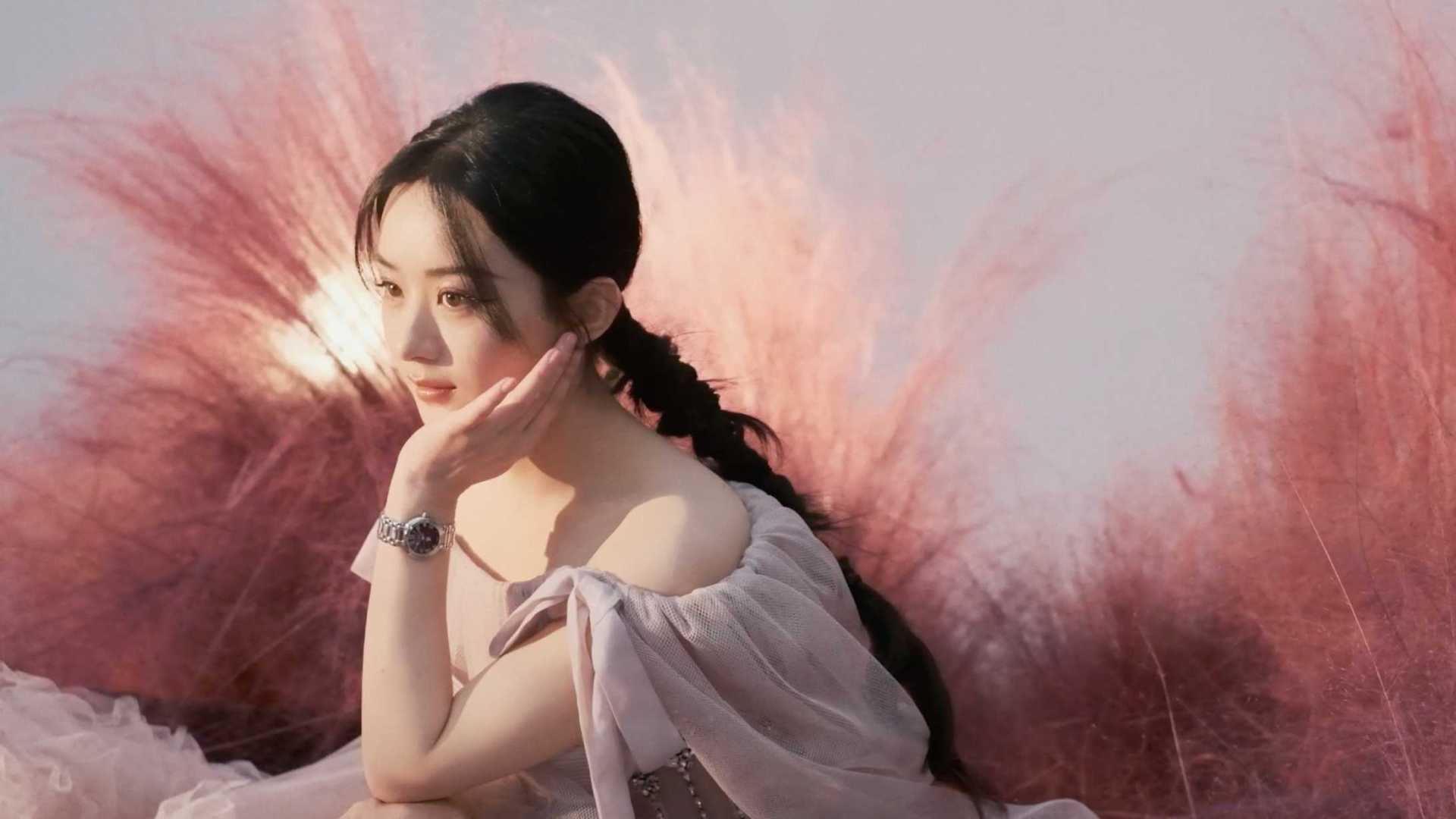 时尚芭莎 X 赵丽颖 四月刊封面视频
