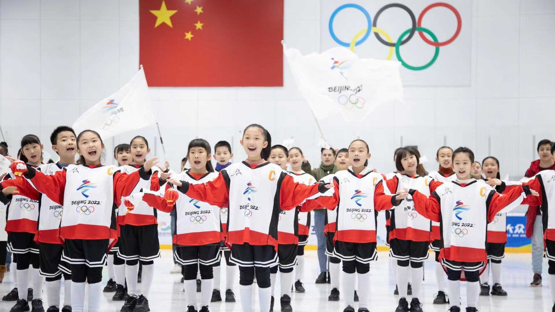「北京2022年冬奥会」人民日报×人民网人民视频《一朵茉莉花 一起向未来》