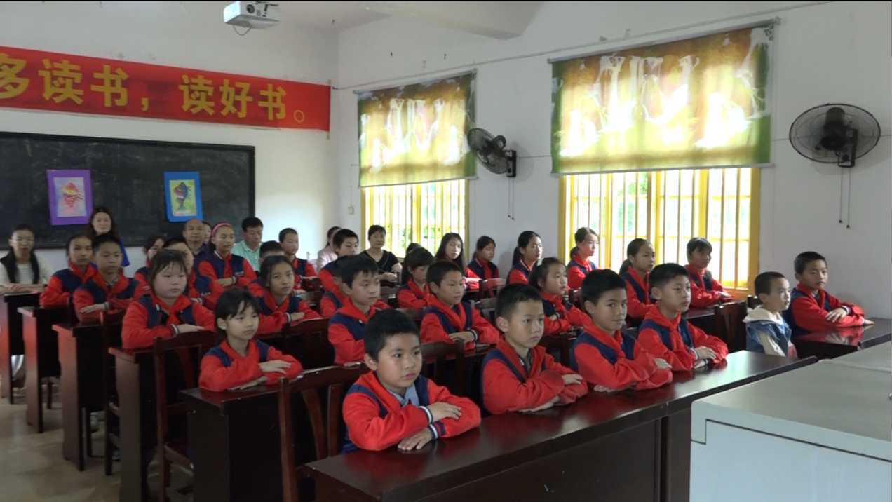我努力，我优秀！崛起中的龙潭学校 ——记“庆祝六一、喜迎二十大＂读书分享会