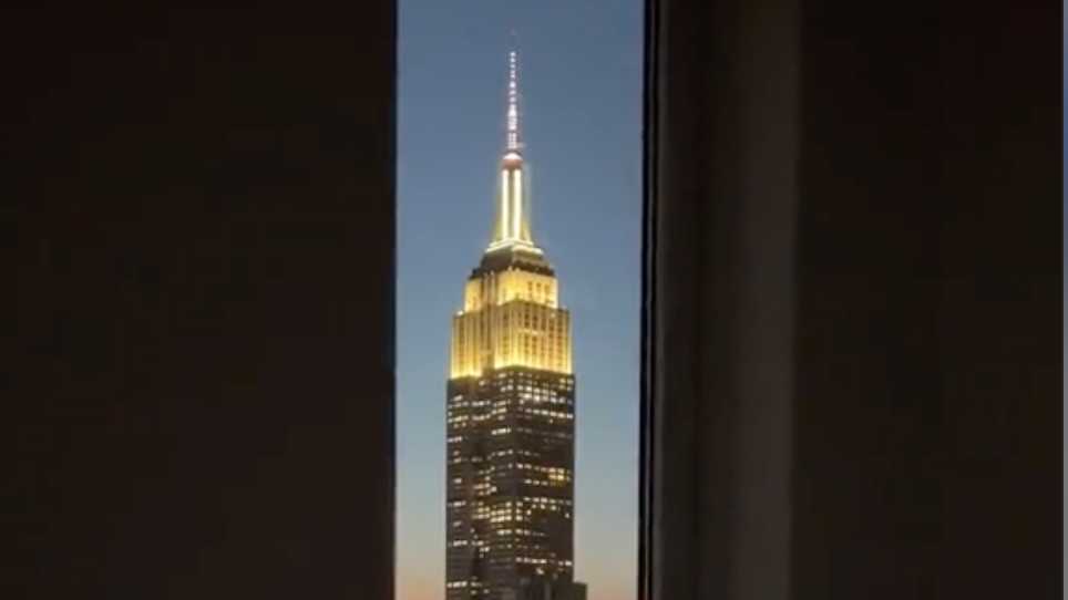 从窗户看夜晚的纽约是什么样的仙境？