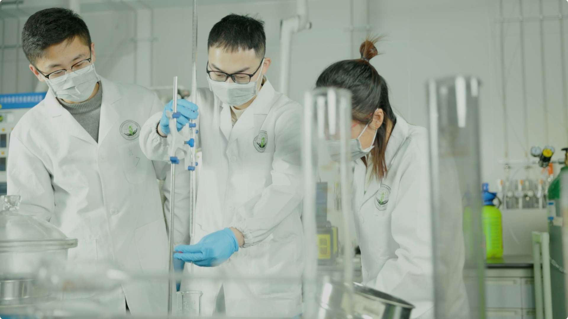 清华大学国家工程实验室一体化滤管视频