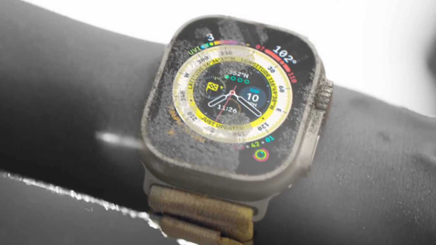 Apple Watch Ultra | 黑白风质感简介