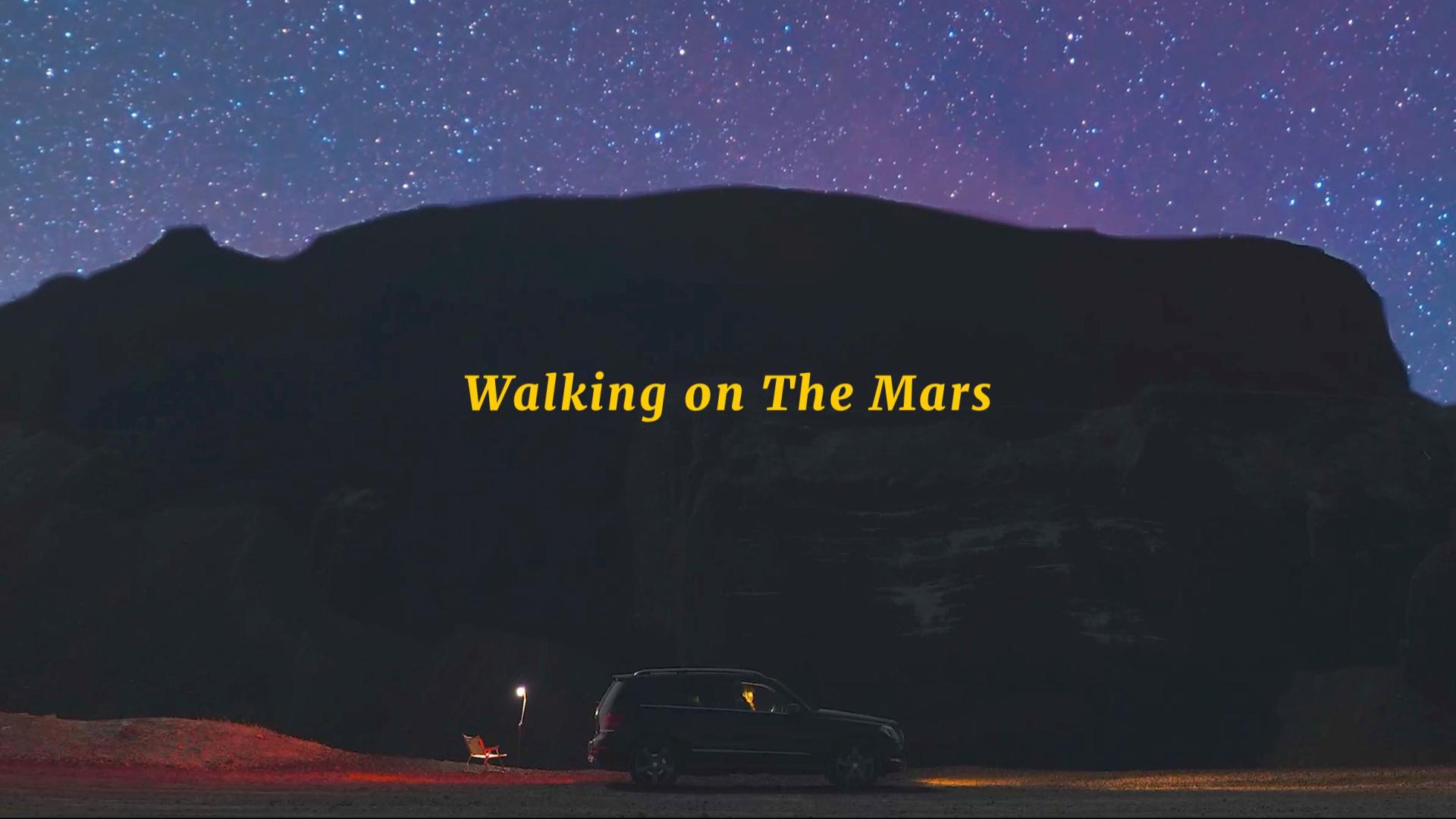 Walking on the Mars
