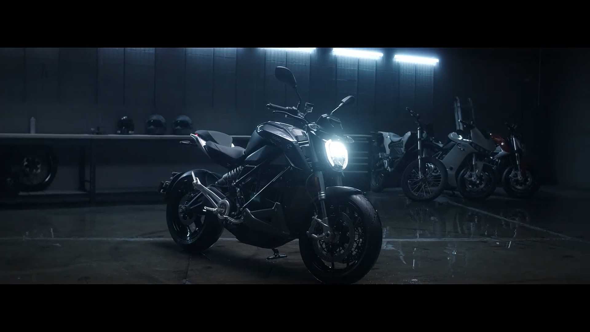 玄蜂&绘梦师丨广告 2022 Zero Motorcycles SR