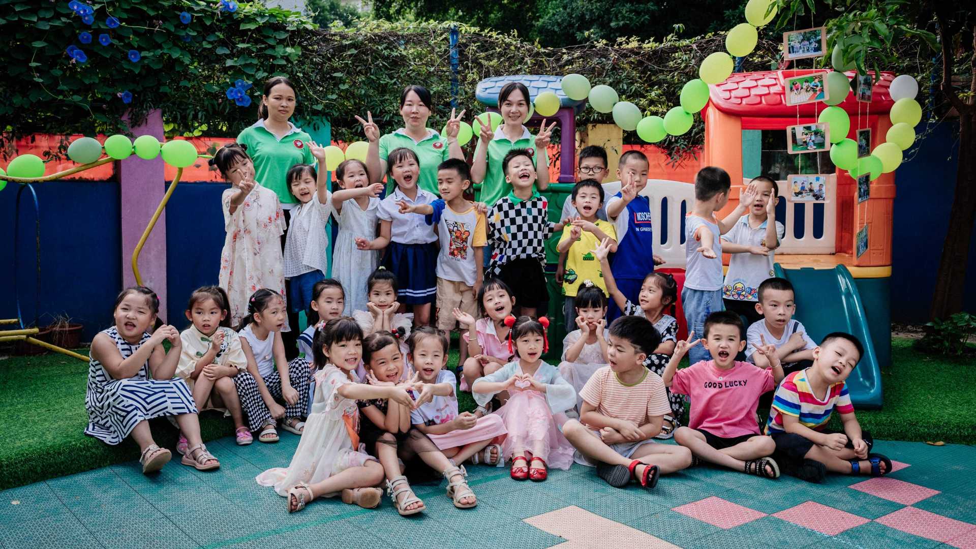 临桂道明幼儿园2023大二班走红地毯