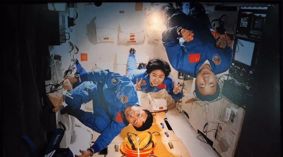千万别眨眼！中国航天员130秒快闪宣传片