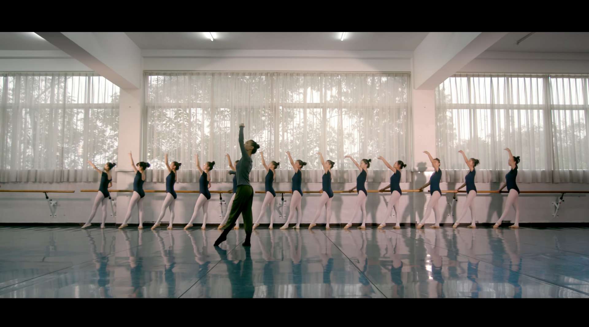 《舞蹈成就梦想  艺术点亮人生》特校艺术团宣传片