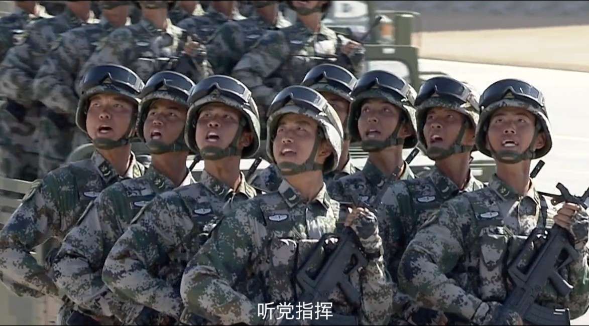 致敬中国军人