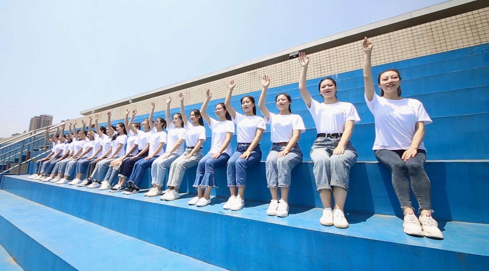 “行于途兮”——湖南人文科技学院15级舞蹈编导毕业专场宣传片
