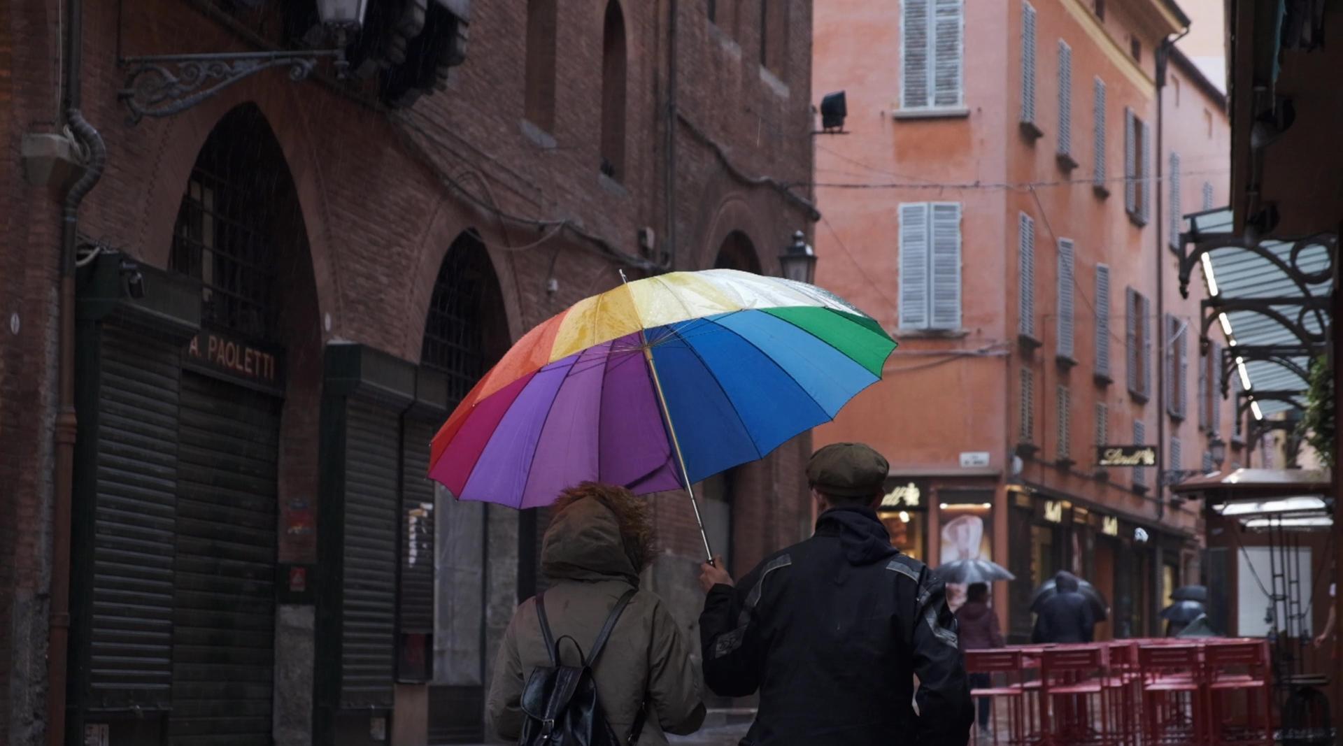 博洛尼亚的下雨天 - Bologna sotto la pioggia