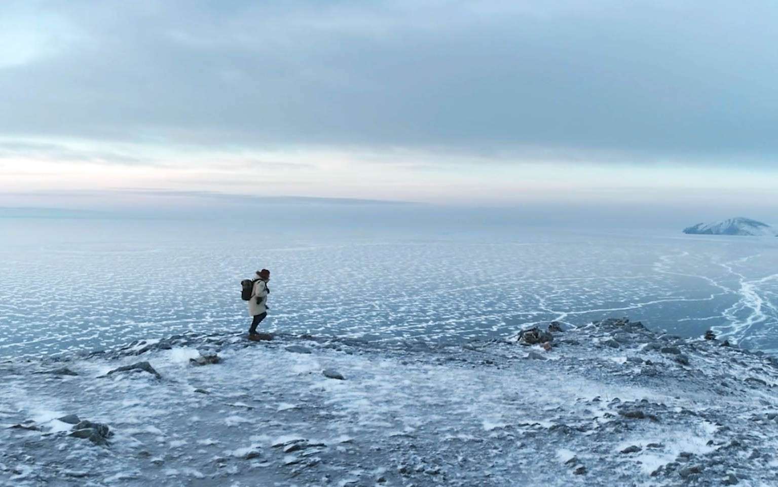 冰原沉思诗意短片《冬日贝加尔》
