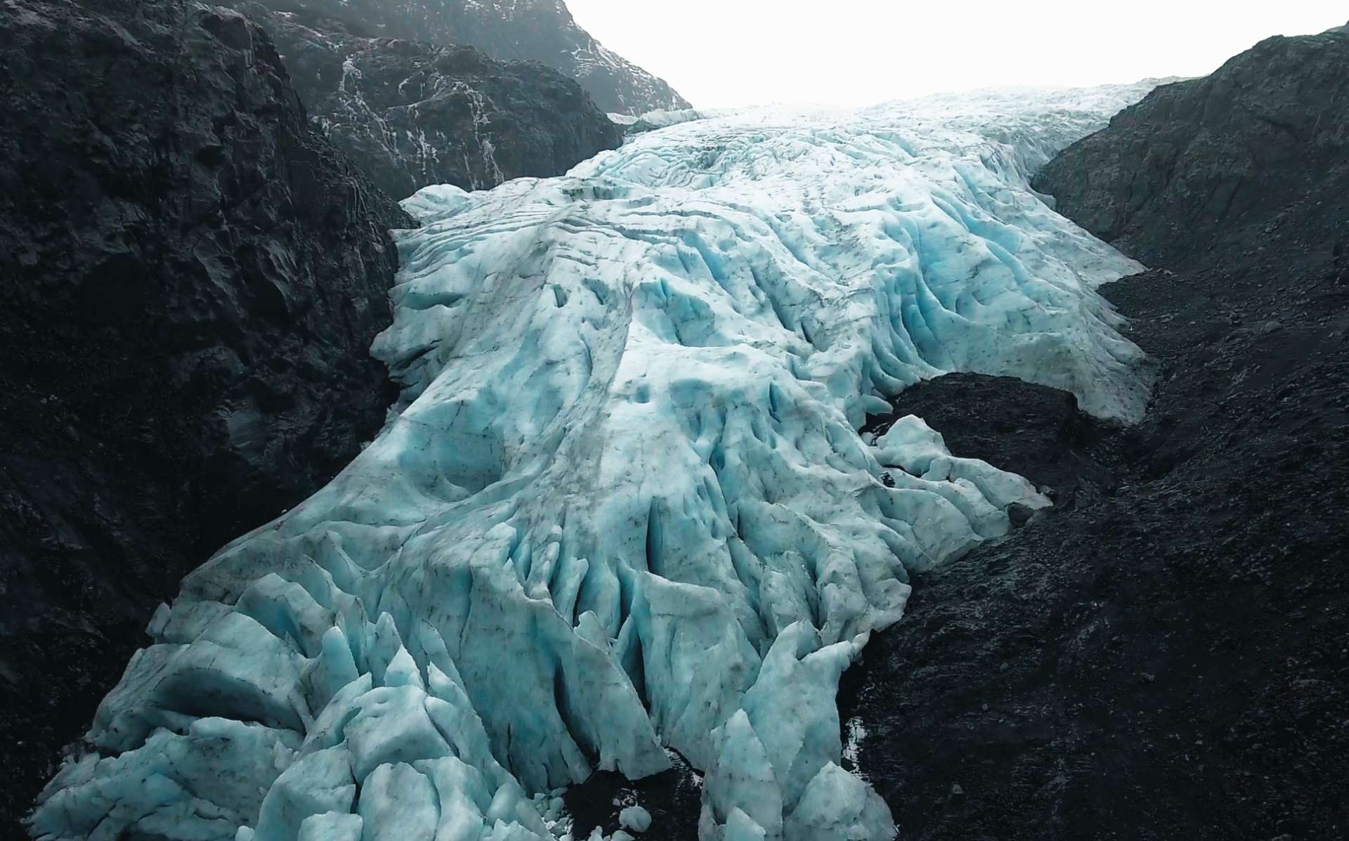 绝美冰川纪录短片《守候》