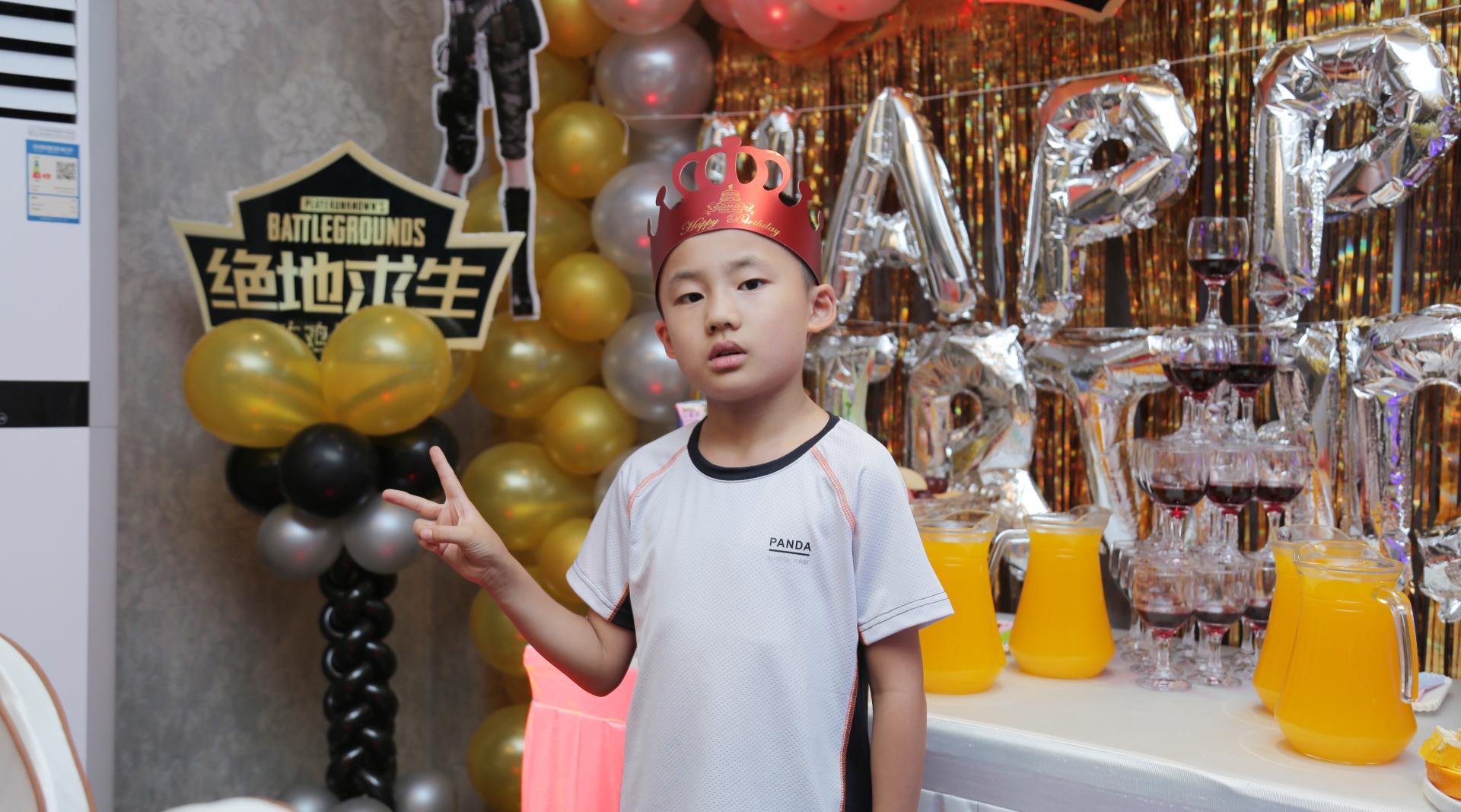刘池恒  （10）岁生日快乐