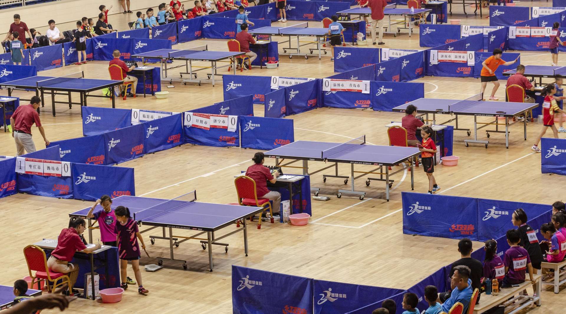 2019年“中国体育彩票杯”山东省乒乓球锦标赛蓬莱挥拍开赛