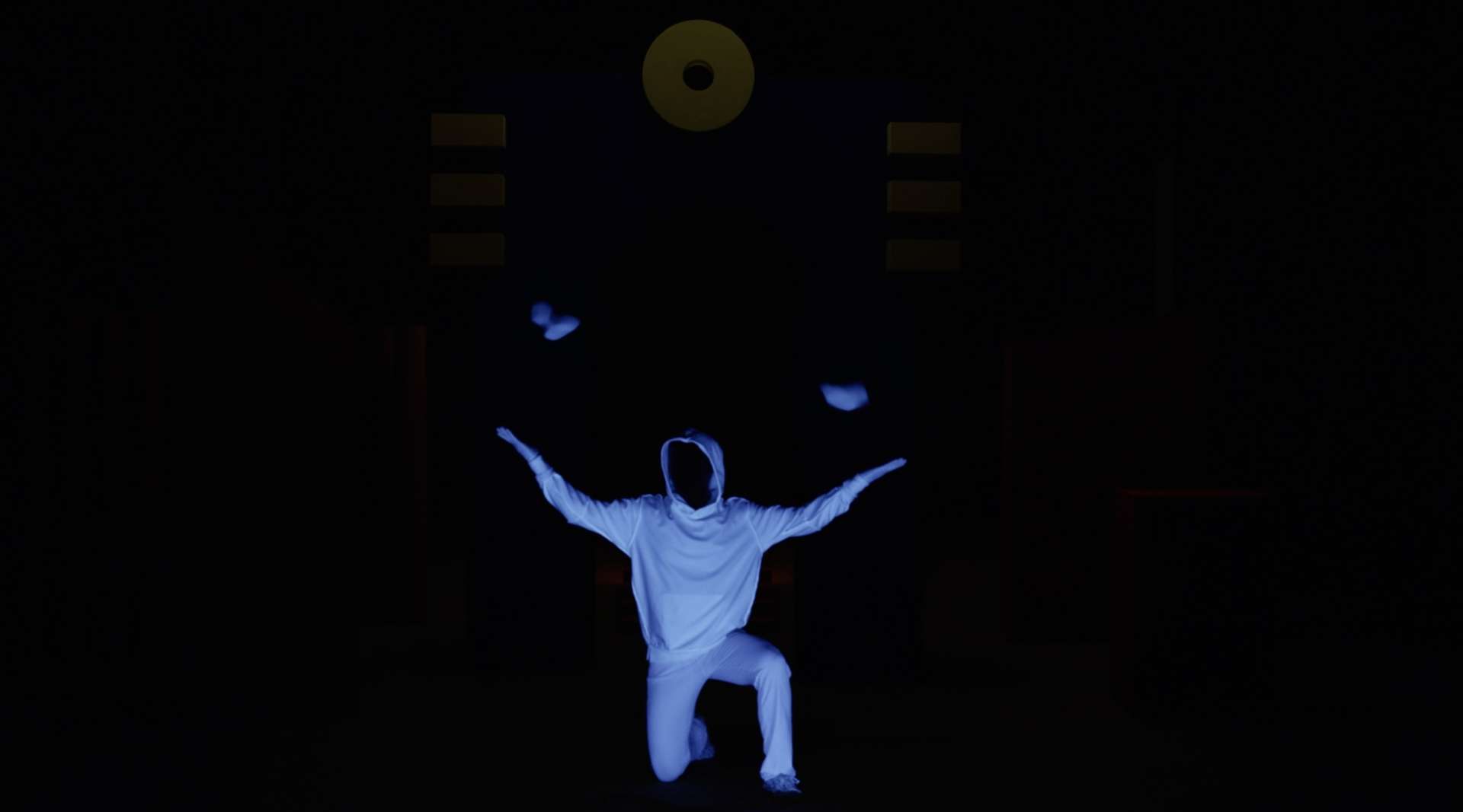 OPPO Reno 2 创意短视频科技型超级夜景手舞篇