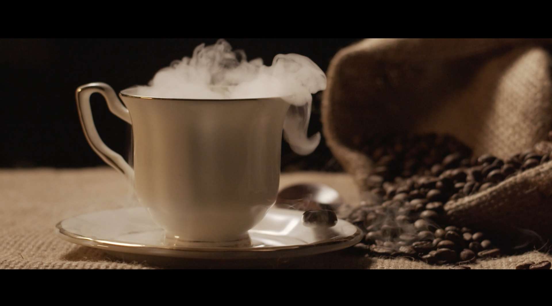北京电影学院摄影系广告MV创作练习-咖啡氛围训练