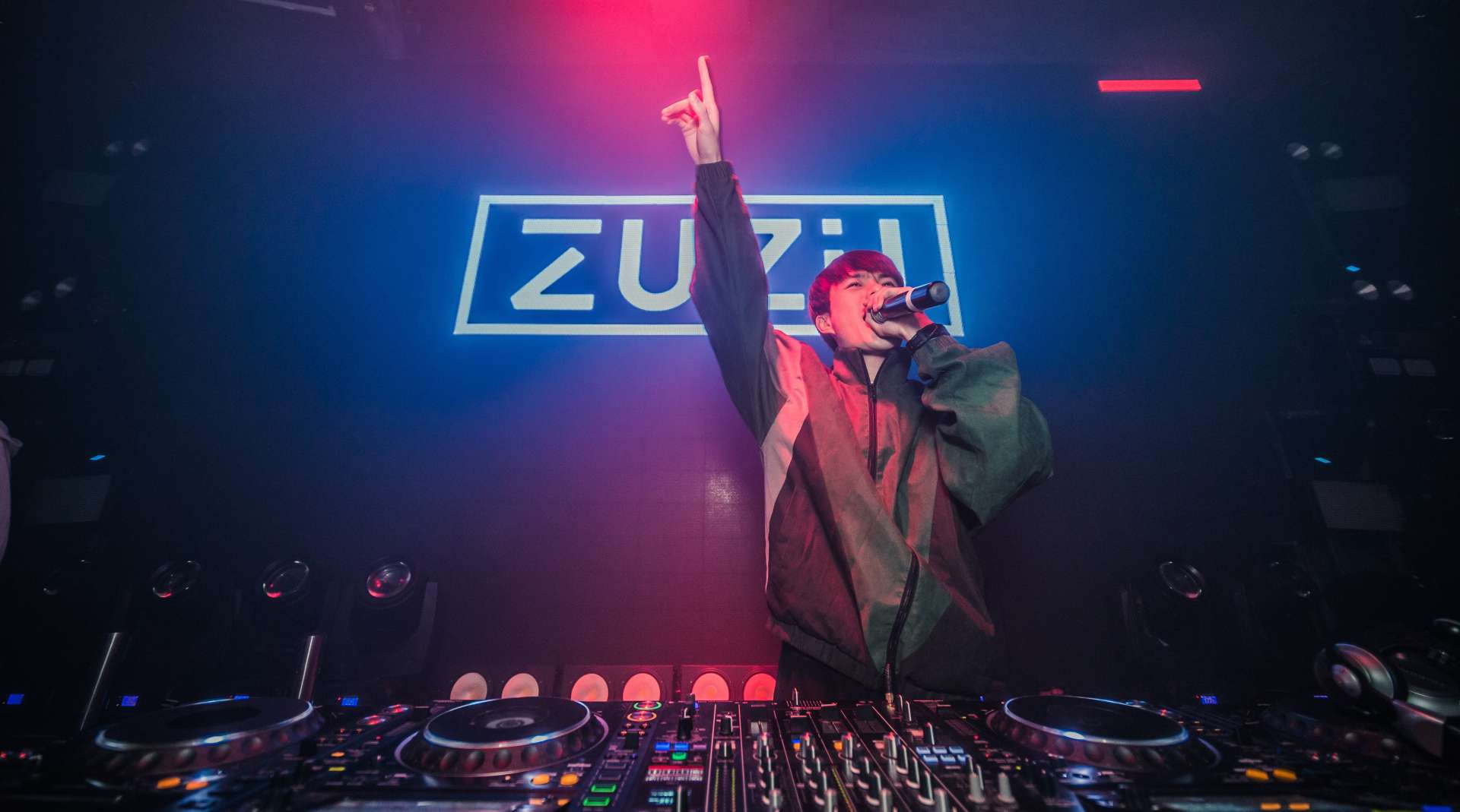 DJ ZUZU 掌控黑夜的BOUNCE小鲜肉 Review