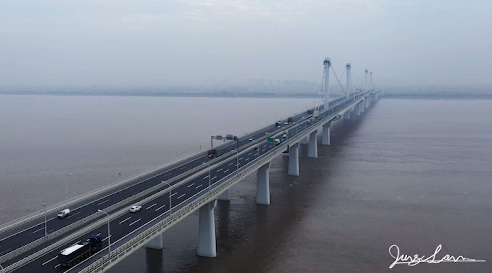 杭州江东大桥：下沙经济开发区和大江东产业聚集区