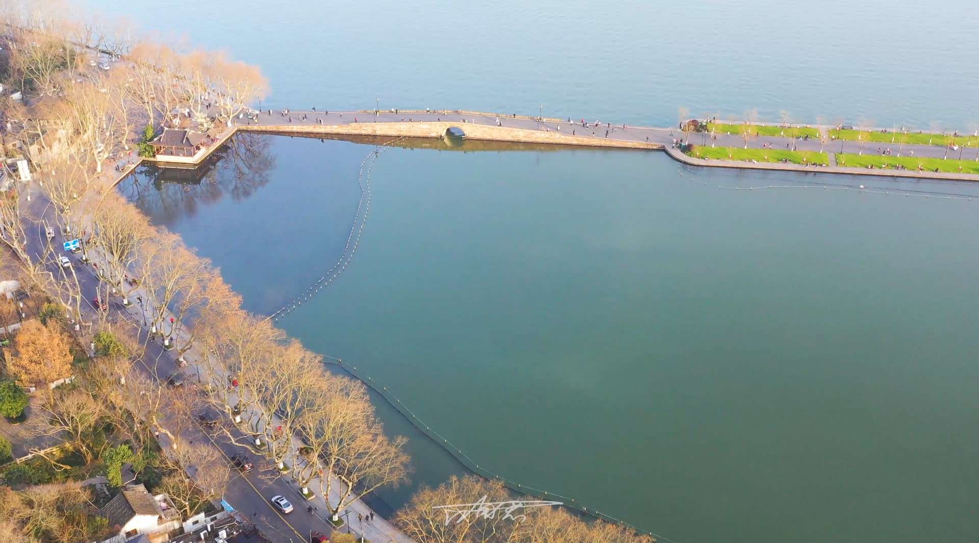 杭州西湖北岸的春色：北山街-白堤-锦带桥-断桥残雪