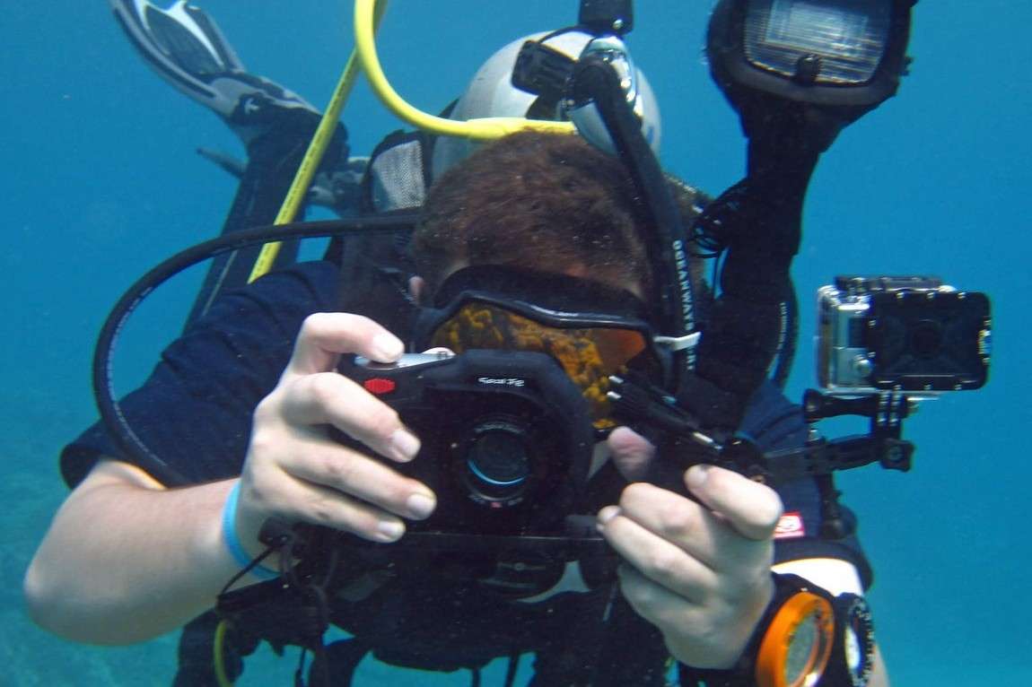 谷歌地图水下拍摄短片《记录海洋》