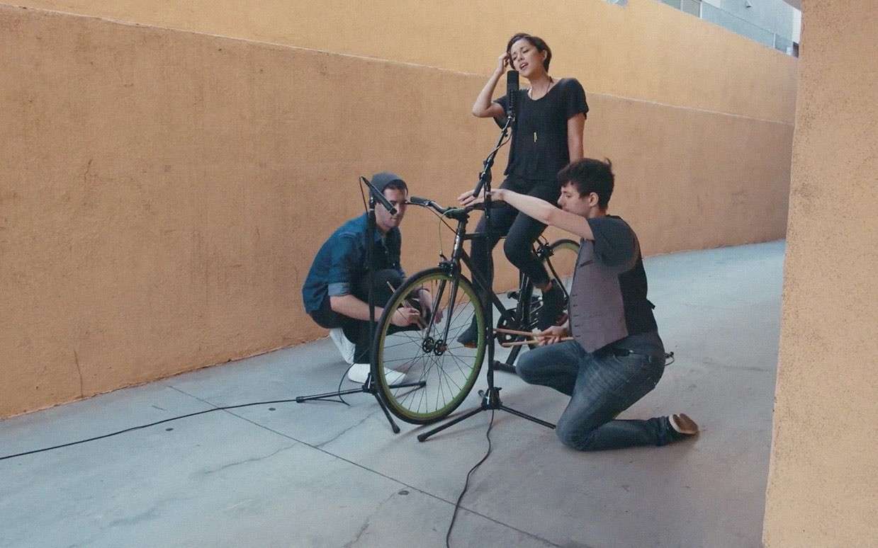 自行车演奏嗨歌创意短片《Cheap Thrills》