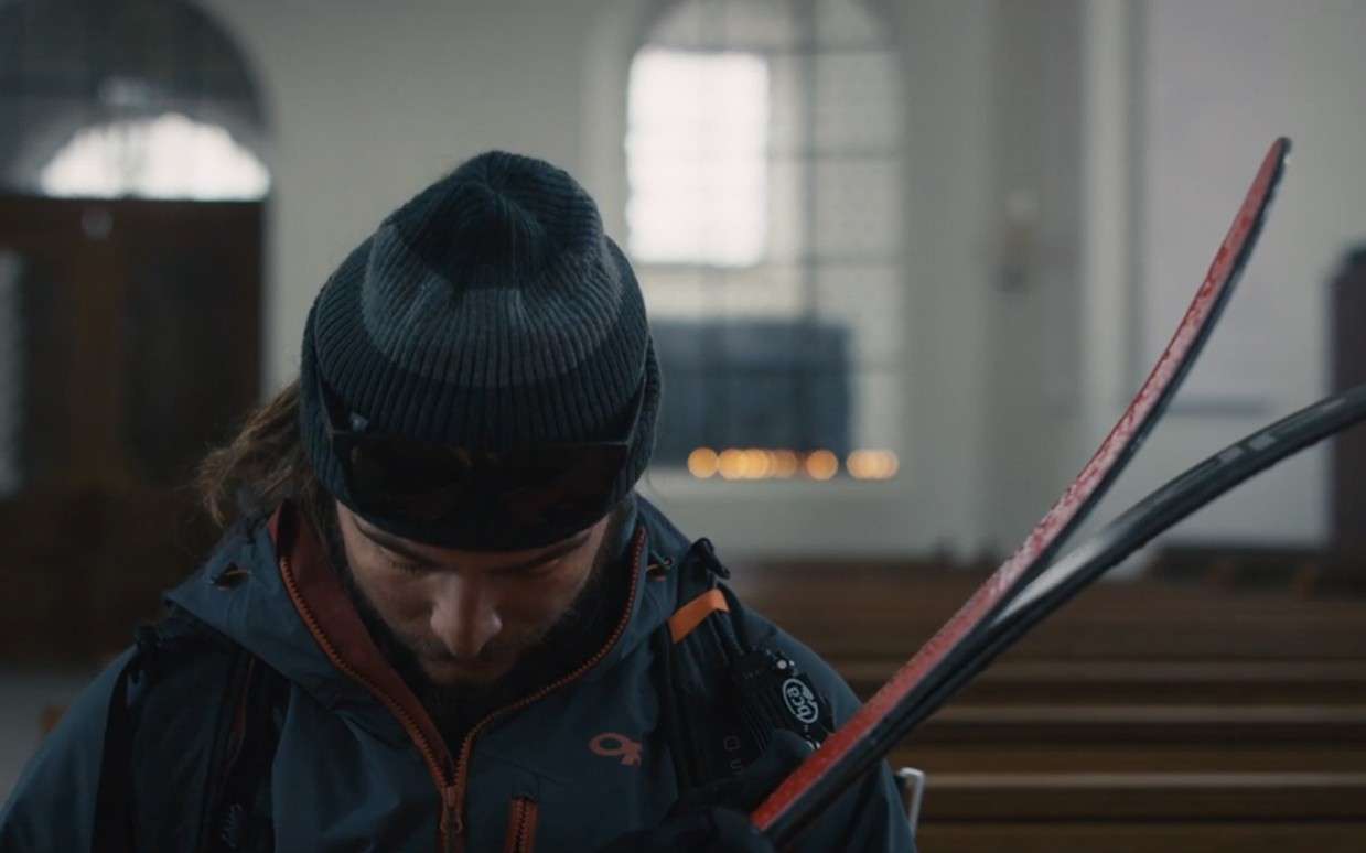 在滑雪中寻找初心的运动短片《教堂》