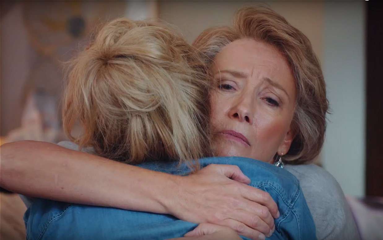SNL爆笑催泪短片《世界上最棒的妈妈》