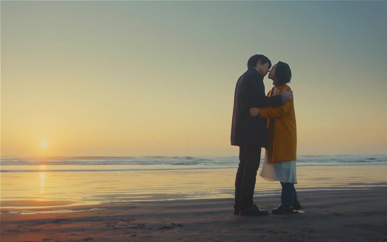 日本沙雕级反转广告《海边的求婚》