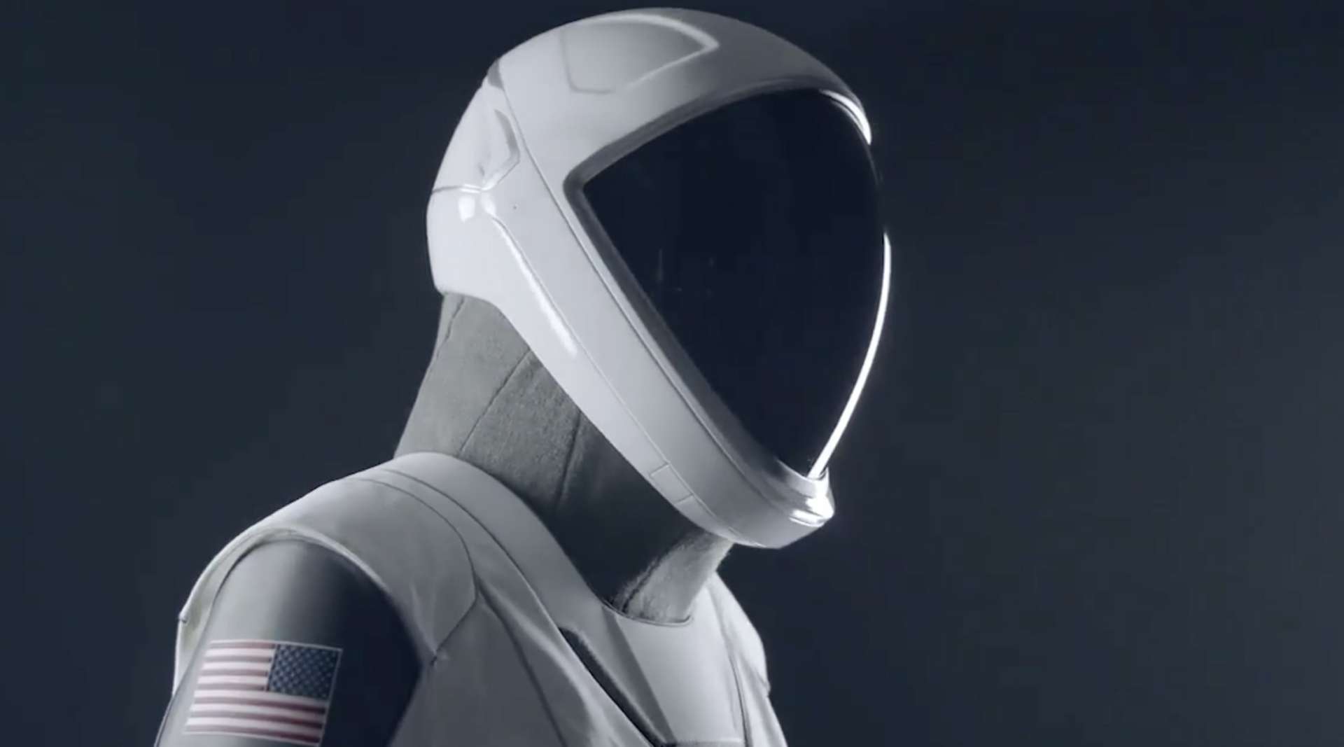 未来已来！科幻色彩浓厚的《SpaceX 宇航服》