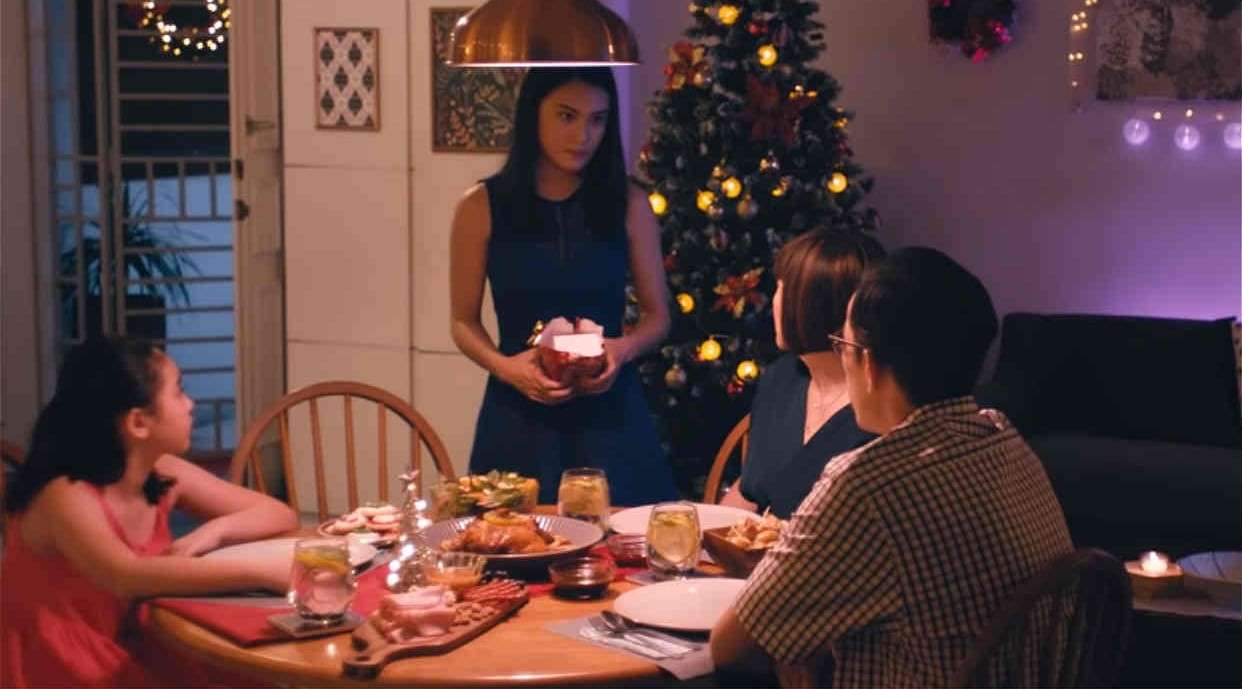 新加坡电信感人广告《圣诞节的礼物》