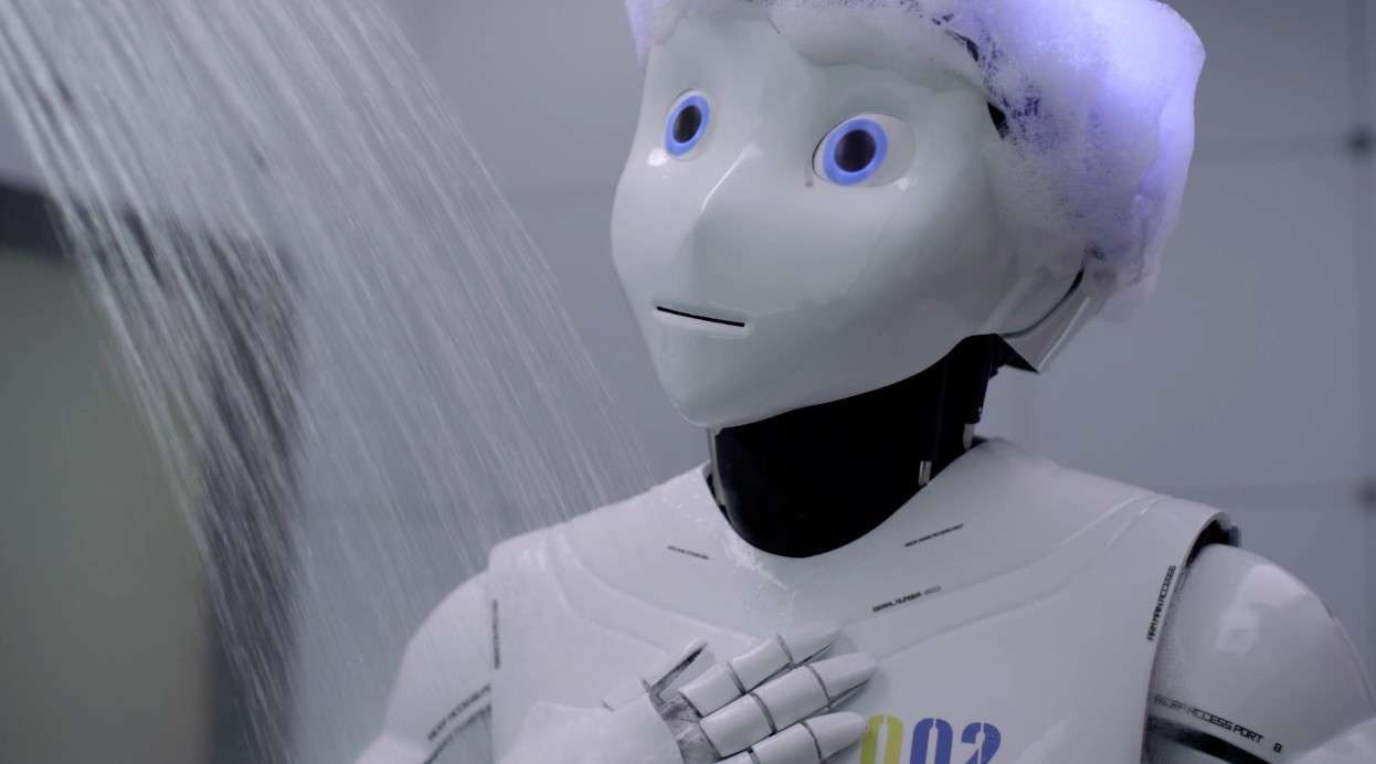 Showering robots 机器人，洗澡了
