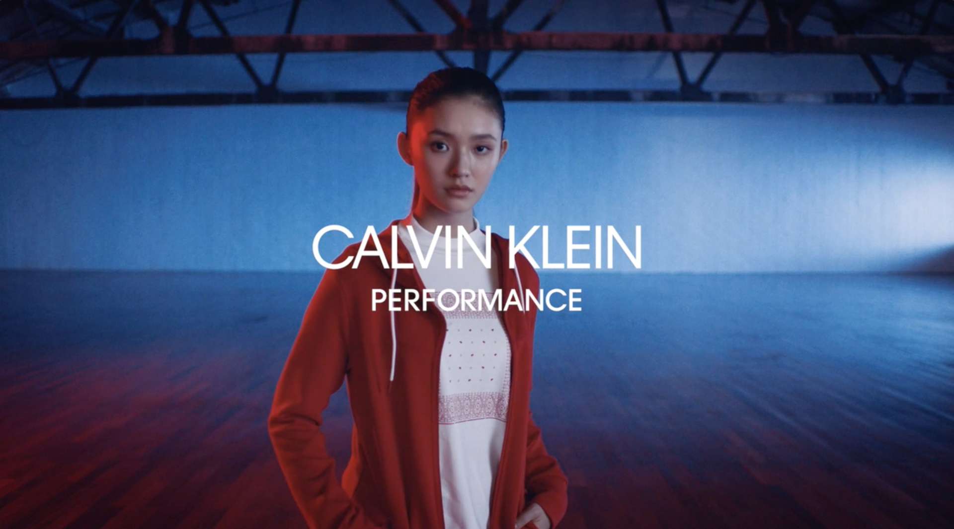 Calvin Klein Performance 林允
