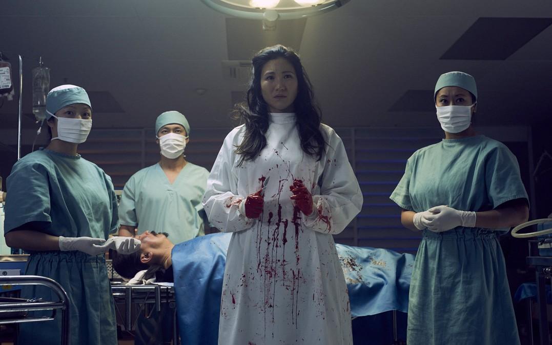 社会新闻改编短片《成为杀手的女医生》