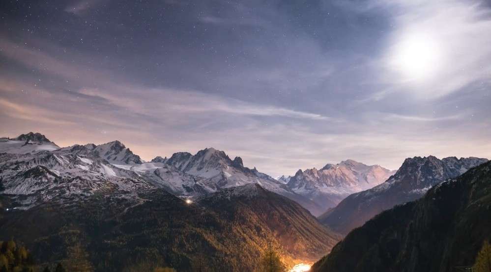 在阿尔卑斯山寻找猎户座《追星星的人》