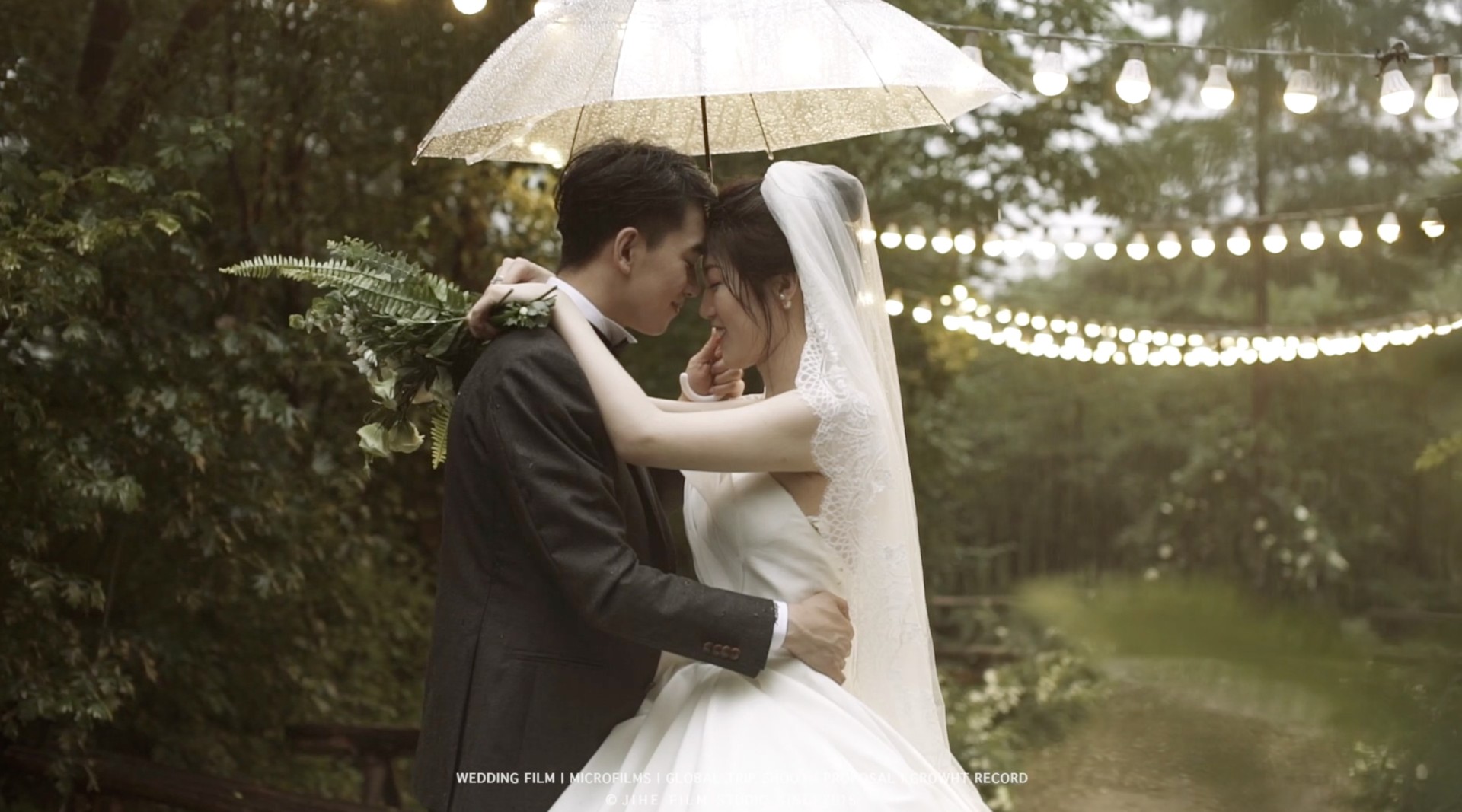 几何电影丨在雨后森林许你一场婚礼