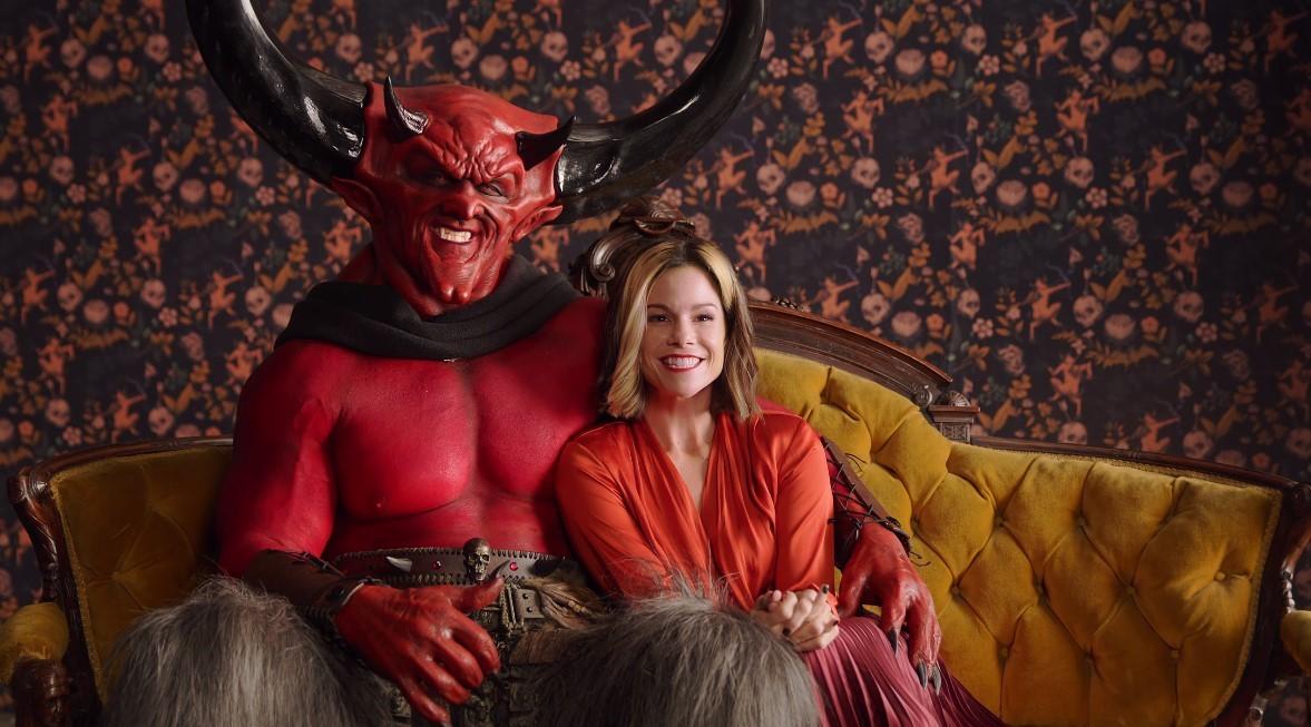 2020版恶魔在身边《撒旦恋爱了》