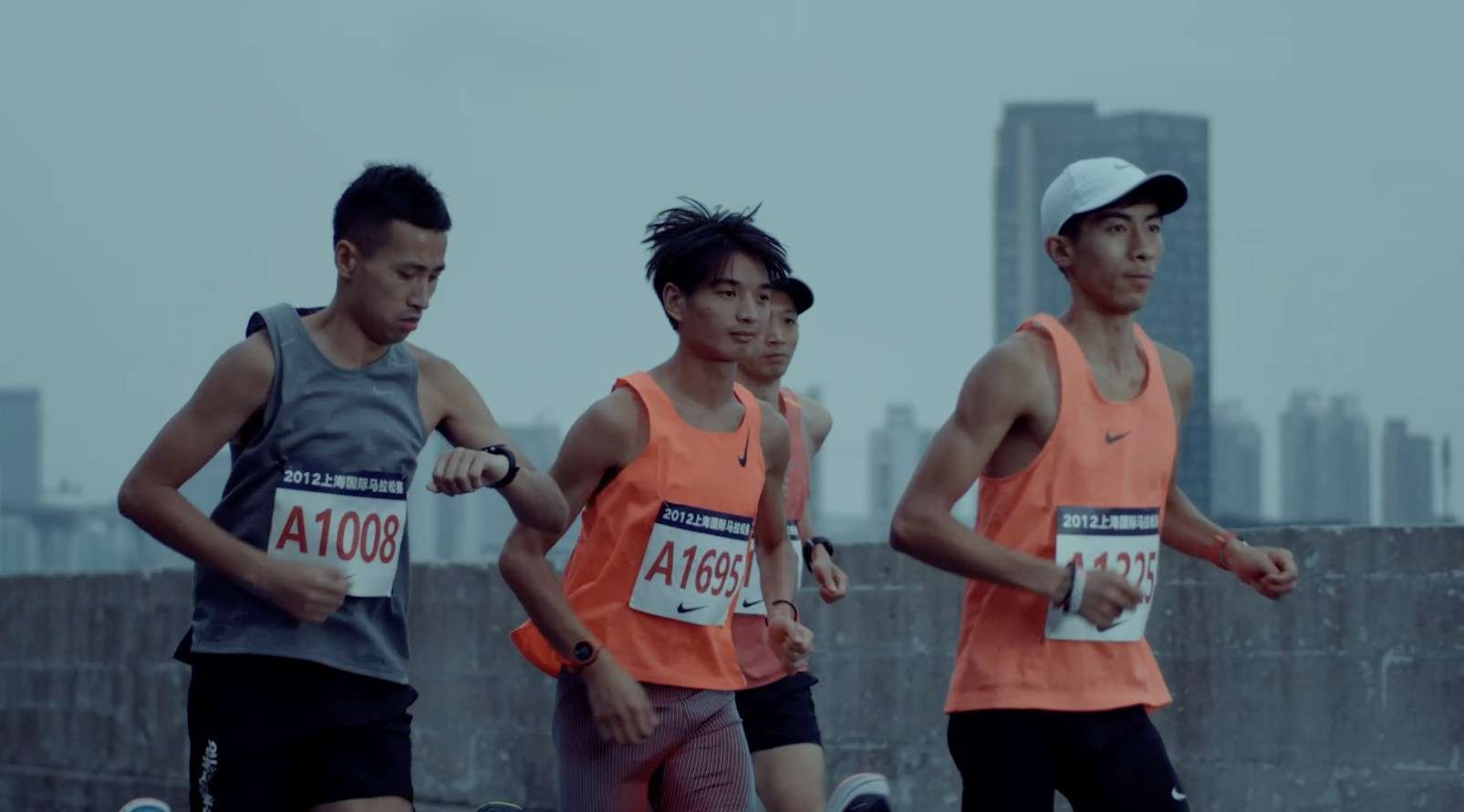 2020上海马拉松-健行申爱 活力重燃