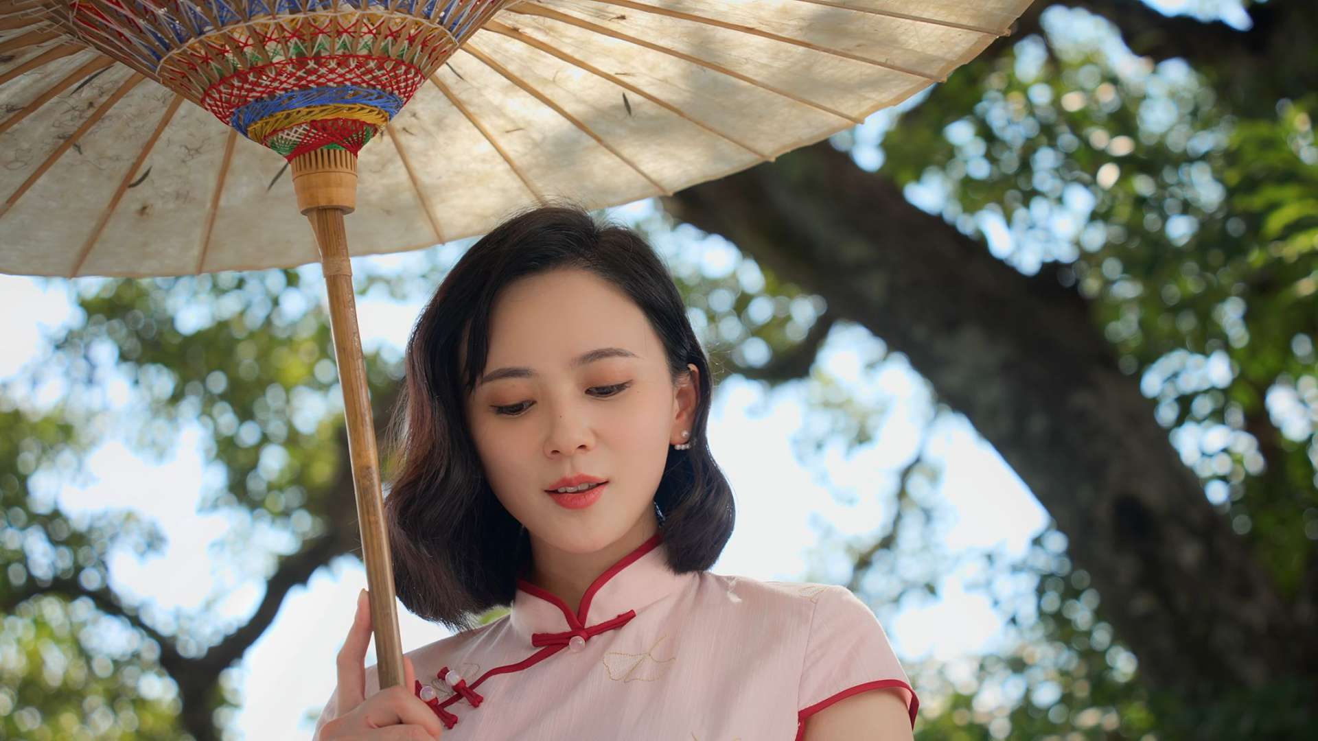 桂林宣传片花絮-旗袍美女