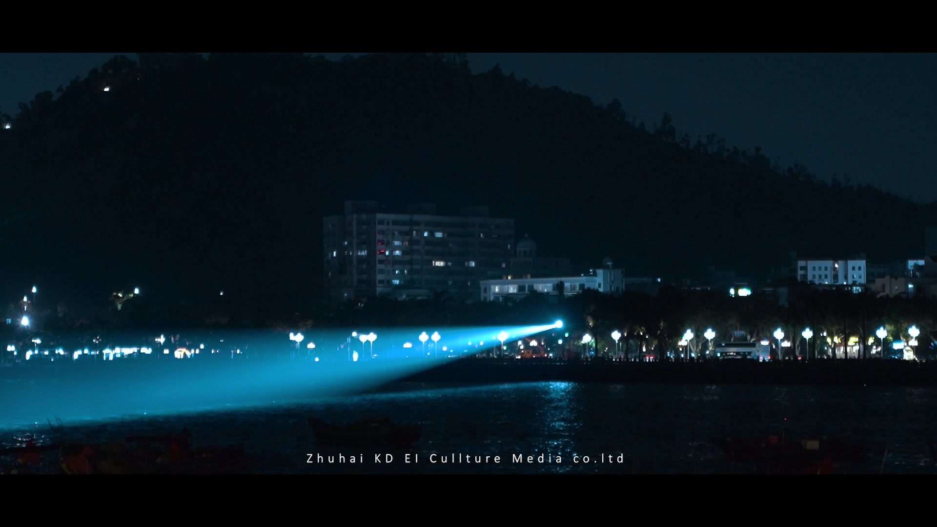 Sony A7M3夜景暗光拍摄夜晚的海边