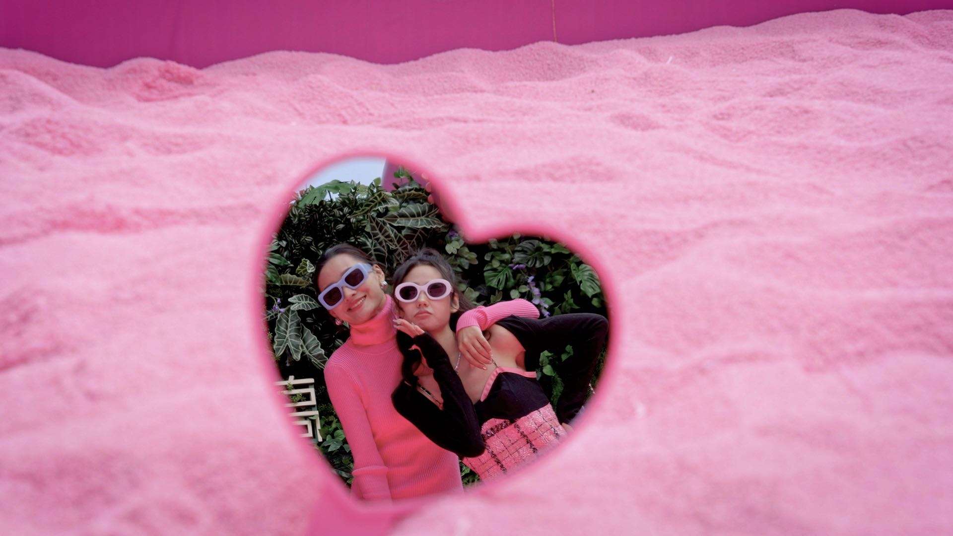 华润高新天序《粉色沙滩》线下时尚打卡活动